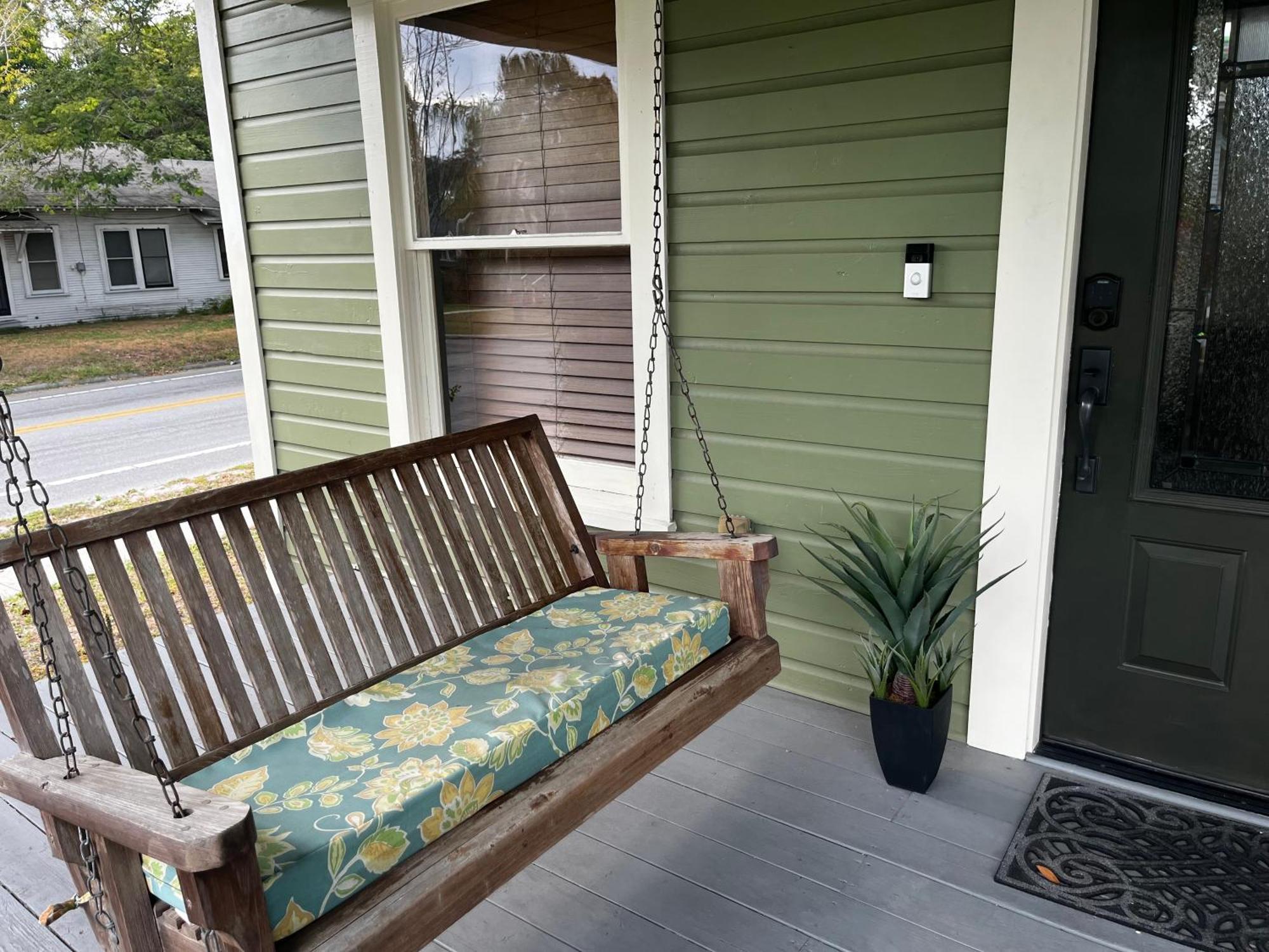 Southern Charm In * Lakeland